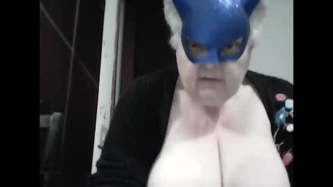 marilu64 online show from November 23, 2025, 2:28 pm