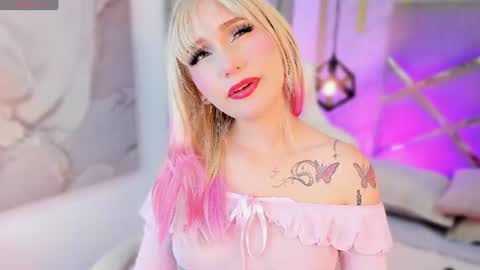 Mariluu  online show from July 28, 2026, 3:32 pm