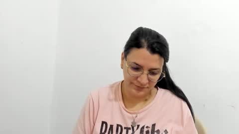 MARILYN SEXY online show from September 14, 2025, 1:43 pm