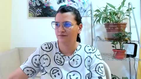 MARILYN SEXY online show from July 6, 2026, 9:06 pm