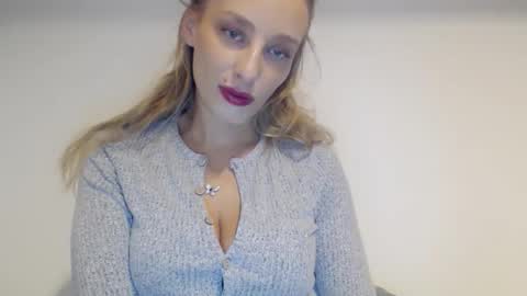 Snapshot of marilyndevilish chatting on November 23, 2025, 6:24 am MarilynDevilish online show from November 23, 2025, 6:24 am