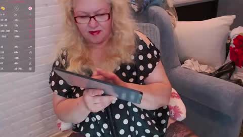 Marina online show from July 17, 2026, 12:17 am