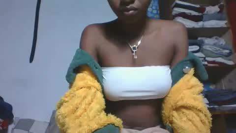 Snapshot of marinagold69 chatting on May 16, 2026, 1:13 am marinagold69 online show from May 16, 2026, 1:13 am