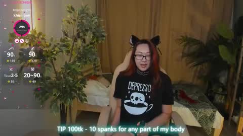 Marine  online show from December 18, 2025, 2:12 pm