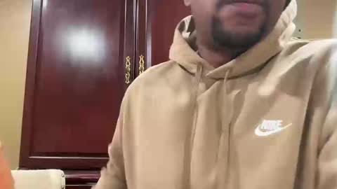 MARIOLUIGIHOT online show from October 26, 2025, 4:51 am