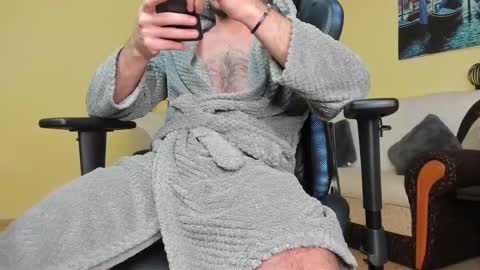 Snapshot of marioslim chatting on December 29, 2024, 11:50 am marioslim online show from December 29, 2024, 11:50 am