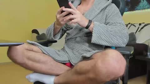 Snapshot of marioslim chatting on February 11, 2025, 8:48 am marioslim online show from February 11, 2025, 8:48 am