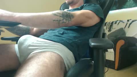 Snapshot of marioslim chatting on February 24, 2025, 9:00 am marioslim online show from February 24, 2025, 9:00 am