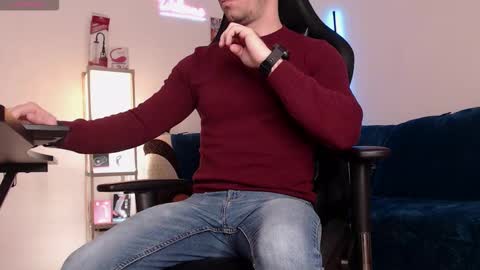 Snapshot of marioslim chatting on February 23, 2026, 10:12 am marioslim online show from February 23, 2026, 10:12 am