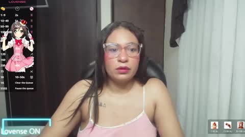 Snapshot of maritsa_millerr chatting on May 2, 2026, 11:26 am maritsa online show from May 2, 2026, 11:26 am