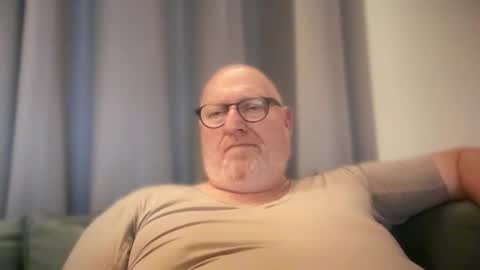 Snapshot of mark1963sub chatting on December 19, 2024, 8:23 pm Mark online show from December 19, 2024, 8:23 pm