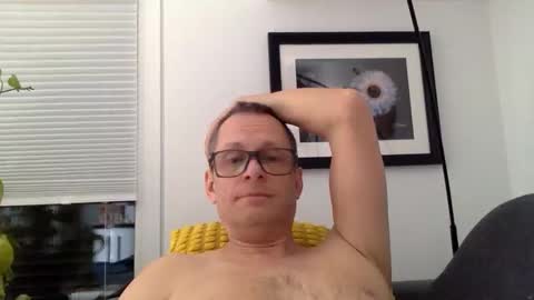 Little Mark online show from April 16, 2026, 8:48 am