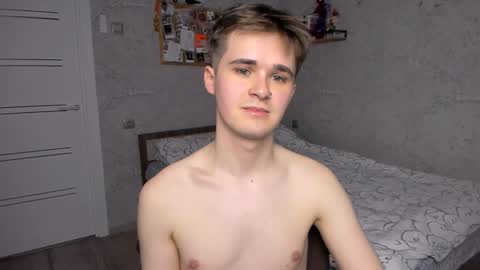 Snapshot of mark_bearcub chatting on December 27, 2024, 9:32 pm Mark online show from December 27, 2024, 9:32 pm