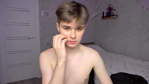 Snapshot of mark_bearcub chatting on January 20, 2025, 4:55 pm Mark online show from January 20, 2025, 4:55 pm