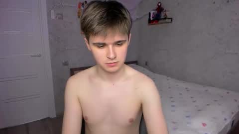 Snapshot of mark_bearcub chatting on February 27, 2025, 1:49 pm Mark online show from February 27, 2025, 1:49 pm