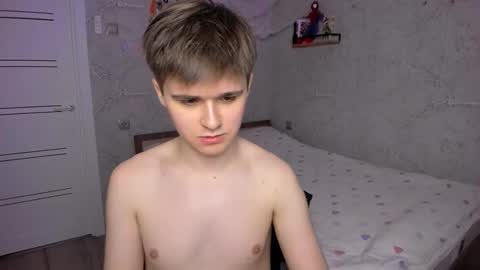 Snapshot of mark_bearcub chatting on February 28, 2025, 3:37 pm Mark online show from February 28, 2025, 3:37 pm