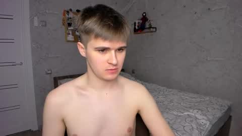 Snapshot of mark_bearcub chatting on March 8, 2025, 8:25 pm Mark online show from March 8, 2025, 8:25 pm