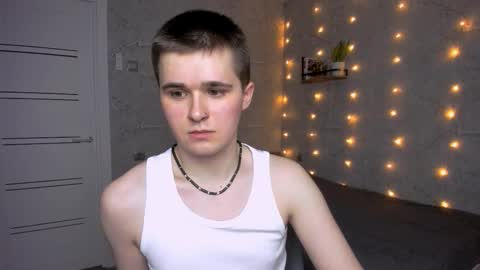 Snapshot of mark_bearcub chatting on January 13, 2026, 1:44 am Mark online show from January 13, 2026, 1:44 am