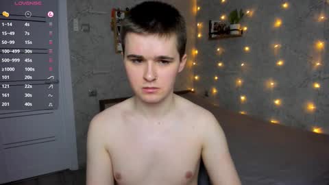 Snapshot of mark_bearcub chatting on February 19, 2026, 6:15 pm Mark online show from February 19, 2026, 6:15 pm