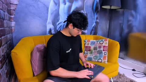 mark_evans1_ online show from February 7, 2025, 2:50 am