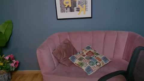 mark_evans1_ online show from March 5, 2025, 6:34 pm