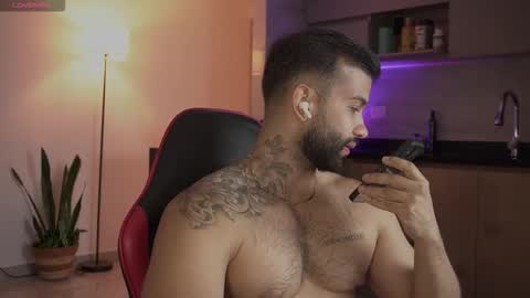 Mark online show from February 5, 2026, 12:04 am