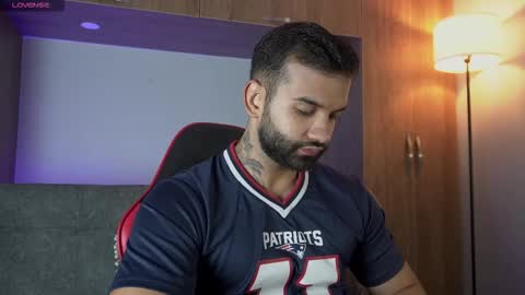 Mark online show from February 8, 2026, 11:52 pm