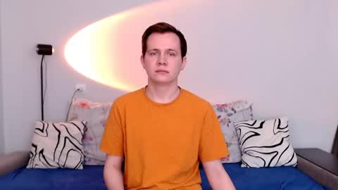Snapshot of mark_hot_ chatting on May 8, 2026, 2:28 am Mark online show from May 8, 2026, 2:28 am