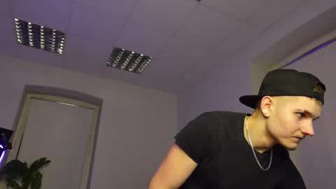 MARK KARSON online show from March 6, 2026, 5:53 pm