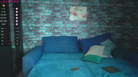 Mark online show from January 10, 2025, 10:46 pm