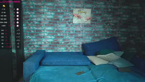 Mark online show from January 14, 2025, 11:37 pm