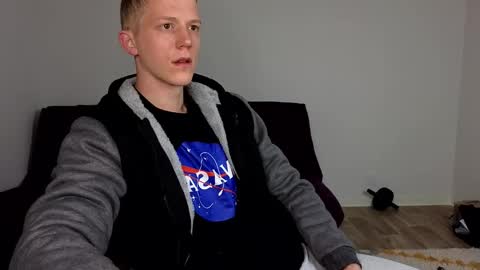 mark_shturman online show from January 3, 2025, 5:28 am