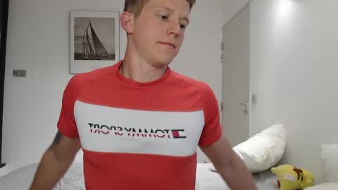 mark_shturman online show from April 23, 2026, 5:08 am