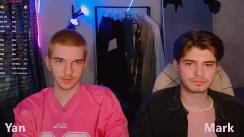 Mark online show from November 17, 2025, 9:42 pm