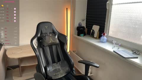 Mark online show from April 16, 2026, 3:18 am