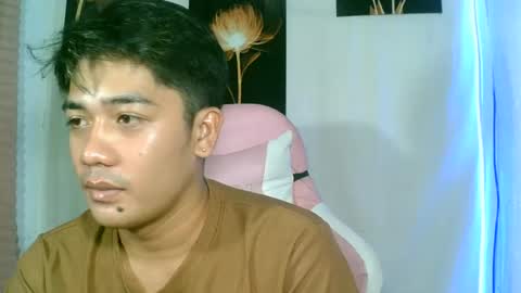 Snapshot of markdaks20006 chatting on July 19, 2026, 12:42 pm mark online show from July 19, 2026, 12:42 pm