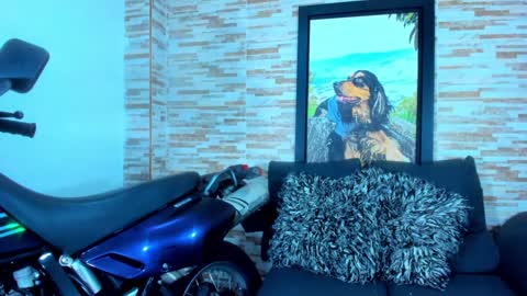 Snapshot of marko_toro__ chatting on January 19, 2025, 5:15 am Sebastian online show from January 19, 2025, 5:15 am