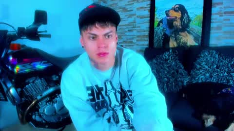 Snapshot of marko_toro__ chatting on February 9, 2025, 11:58 am Sebastian online show from February 9, 2025, 11:58 am