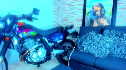 Snapshot of marko_toro__ chatting on February 10, 2025, 5:19 pm Sebastian online show from February 10, 2025, 5:19 pm