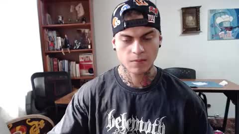 Snapshot of marko_toro__ chatting on November 18, 2025, 6:56 pm Sebastian online show from November 18, 2025, 6:56 pm