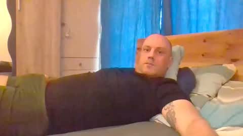 Snapshot of markus_7 chatting on November 27, 2025, 10:28 am markus_7 online show from November 27, 2025, 10:28 am