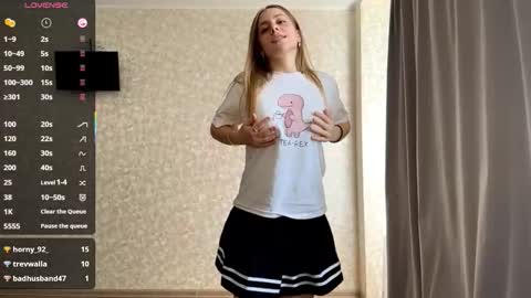 Olivia online show from September 14, 2025, 10:25 am