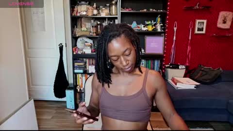 Snapshot of marleymadness9 chatting on November 20, 2025, 2:17 pm MarleyAquafina online show from November 20, 2025, 2:17 pm