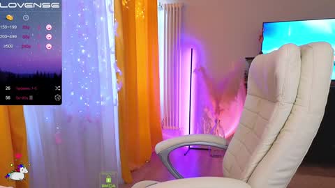 Alena online show from January 4, 2025, 11:43 am