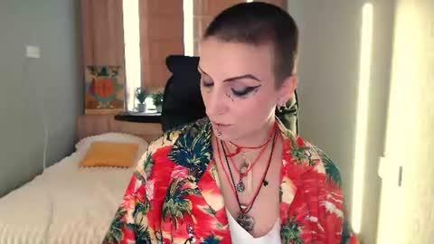 maromiassecret online show from July 28, 2026, 12:48 pm