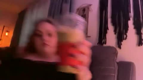 Snapshot of maroon_moon chatting on November 29, 2025, 10:13 pm maroon_moon online show from November 29, 2025, 10:13 pm