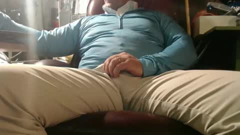 Snapshot of marrieddad19751975 chatting on October 23, 2025, 2:22 am only fans marrieddad19751975 online show from October 23, 2025, 2:22 am