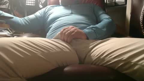 Snapshot of marrieddad19751975 chatting on November 16, 2025, 4:40 am only fans marrieddad19751975 online show from November 16, 2025, 4:40 am