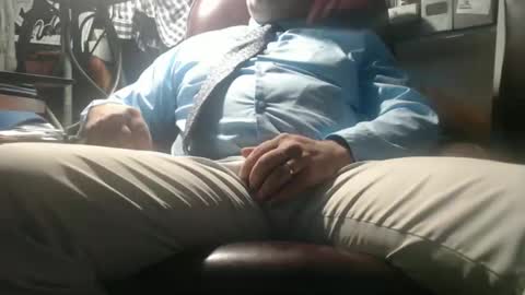 Snapshot of marrieddad19751975 chatting on November 27, 2025, 1:07 am only fans marrieddad19751975 online show from November 27, 2025, 1:07 am