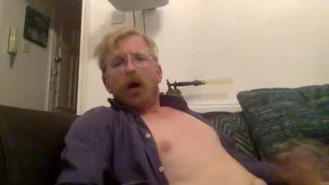 Snapshot of marriedmannextdoor chatting on June 8, 2026, 9:15 pm marriedmannextdoor online show from June 8, 2026, 9:15 pm
